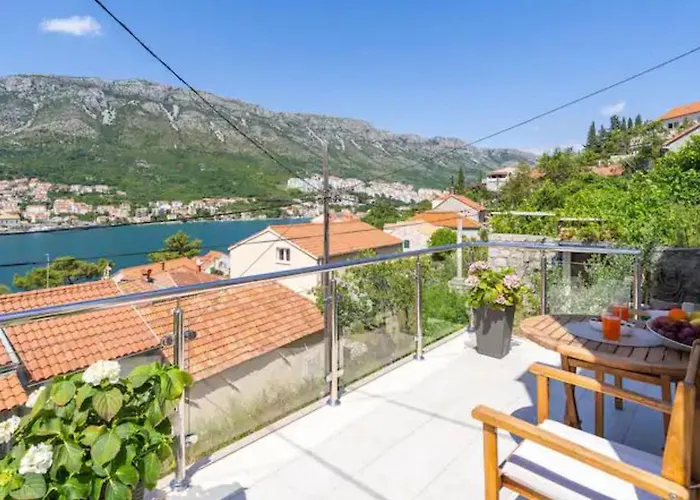 Apartment Tomic